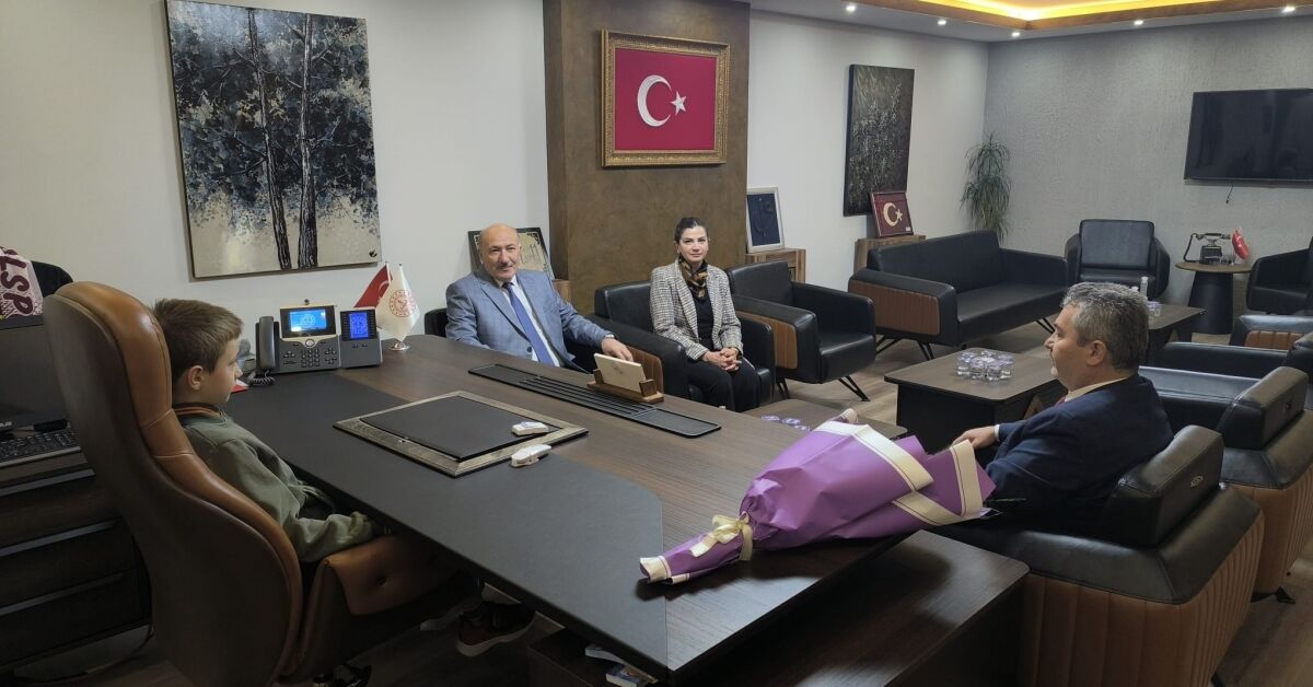 İnegöl İlçe Milli Eğitim Müdürlüğü Koltuğu Miraç Şahin'e Emanet Edildi (3)