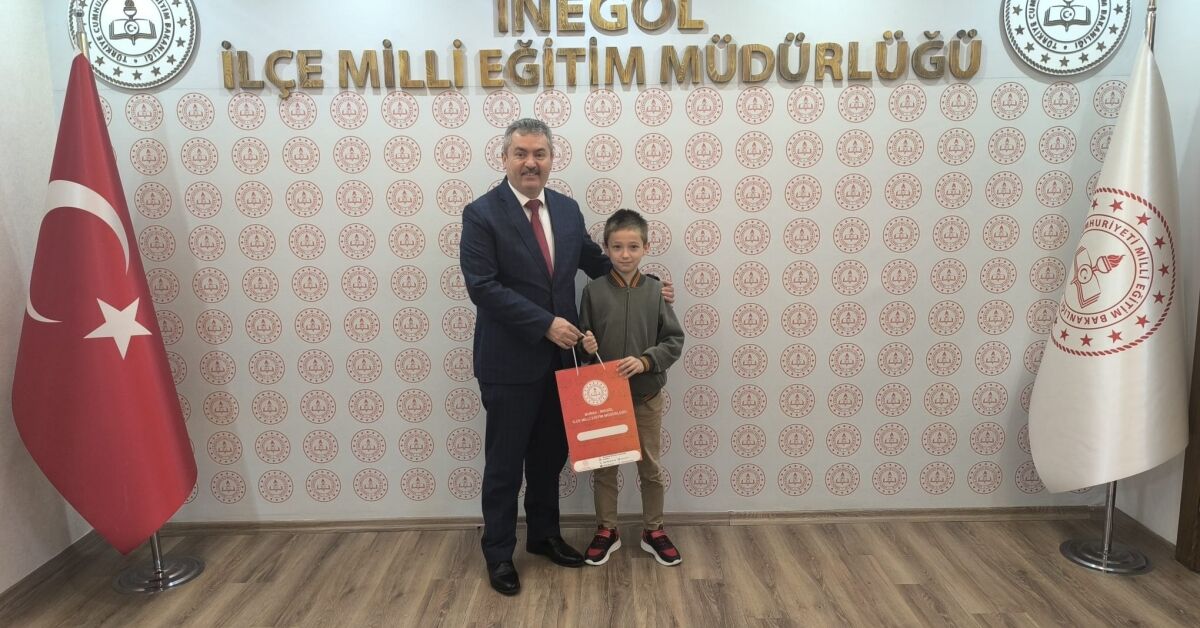 İnegöl İlçe Milli Eğitim Müdürlüğü Koltuğu Miraç Şahin'e Emanet Edildi (7)