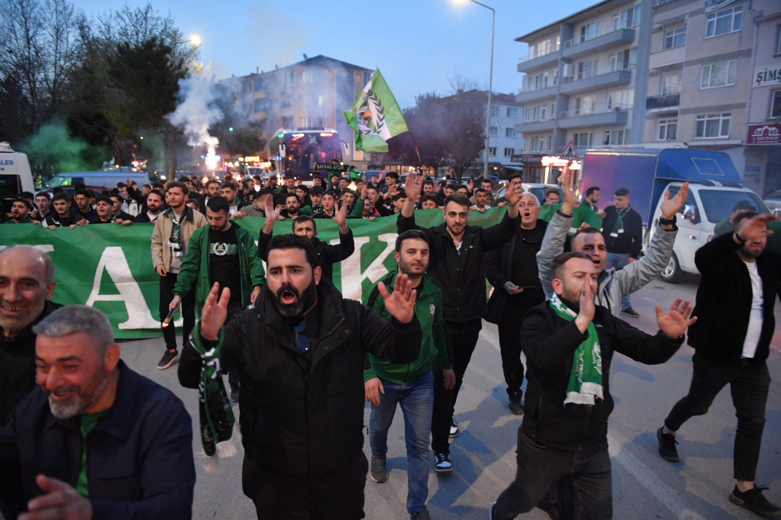 İnegöl Kafkas Spor Tarih Yazmaya Hazırlanıyor (2)
