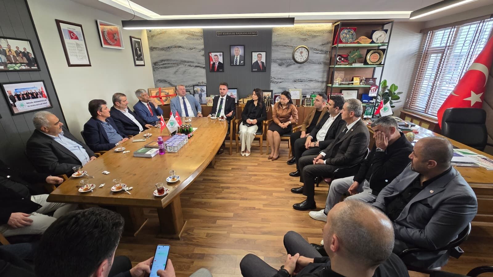 İnegöl Mobilyacılar Odası’ndan Broşür Krizi Açıklaması (3)