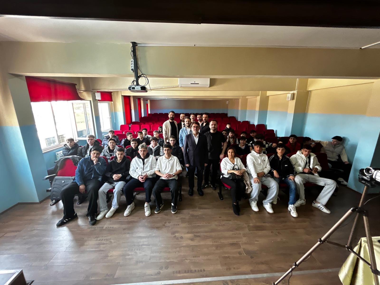 İnegöl’de Berber Ve Kuaför Adaylarına Ustalardan Eğitim Desteği (2)