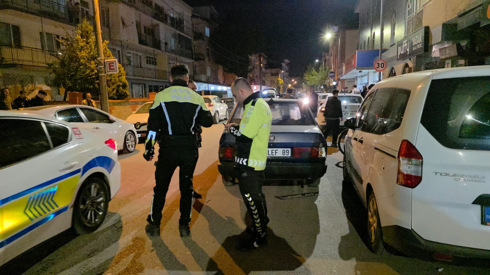 İnegöl’de Direksiyon Başında Kalp Krizi Geçirdi, Kazaya Yol Açtı! (1)