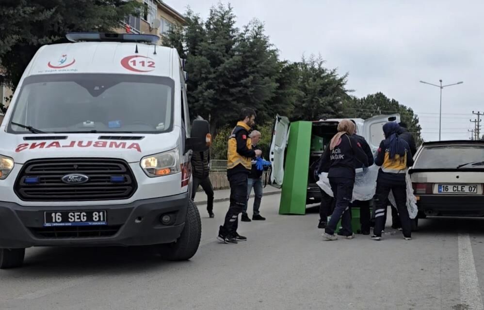 İnegöl'de Gizemli Ölüm! 22 Yaşındaki Genç Araçta Ölü Bulundu (1)