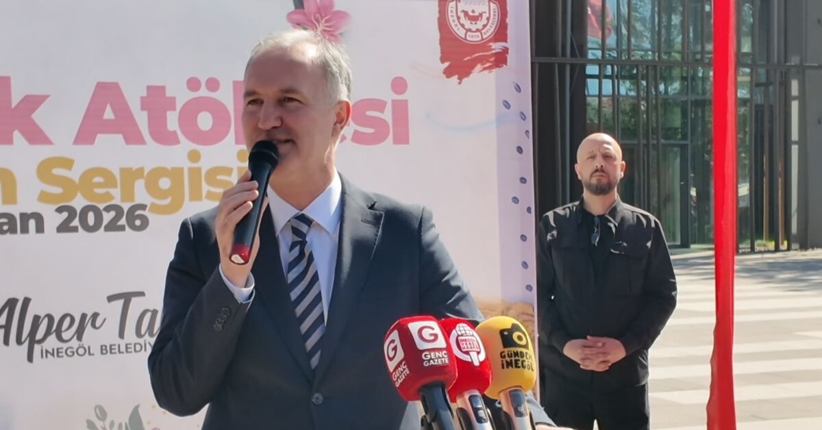 İnegöl’de Minik Ressamlardan 23 Nisan Sergisi Yürekleri Küçük Eserleri Büyük (3)