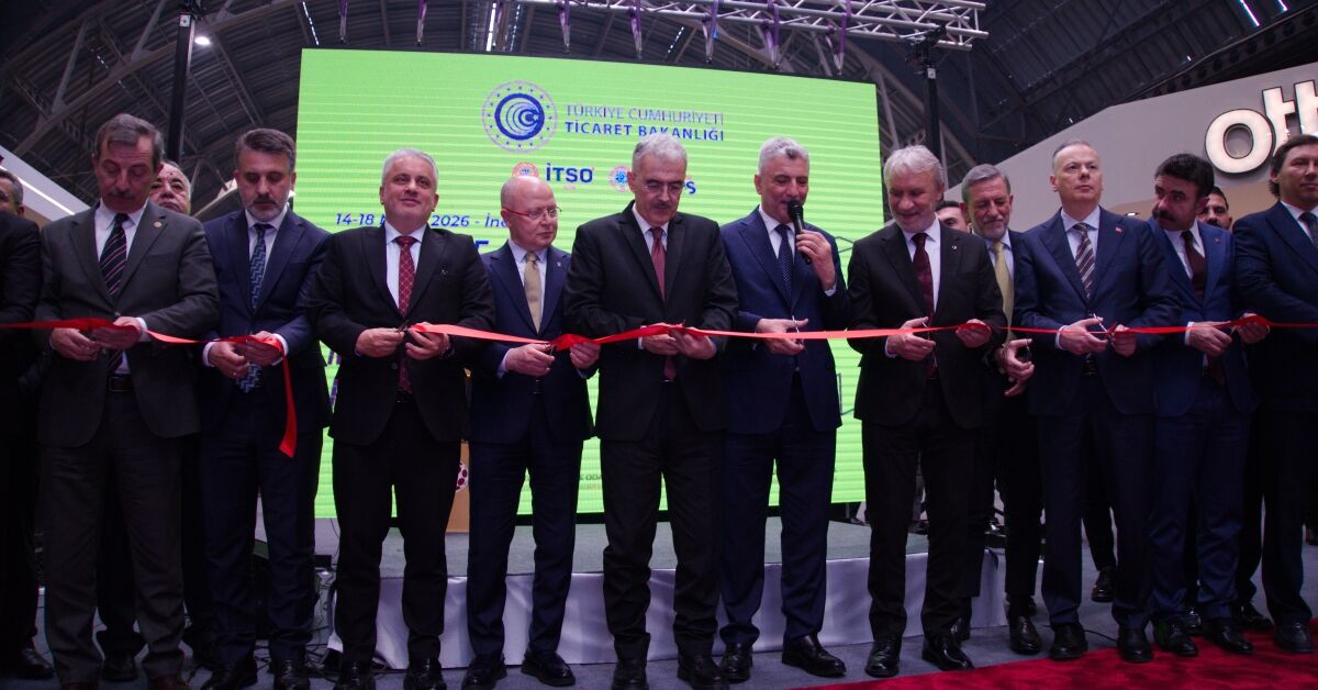 İnegöl’de Mobilya Şöleni Başladı! 54. Modef Fuarı Kapılarını Açtı Gencgazete (1)