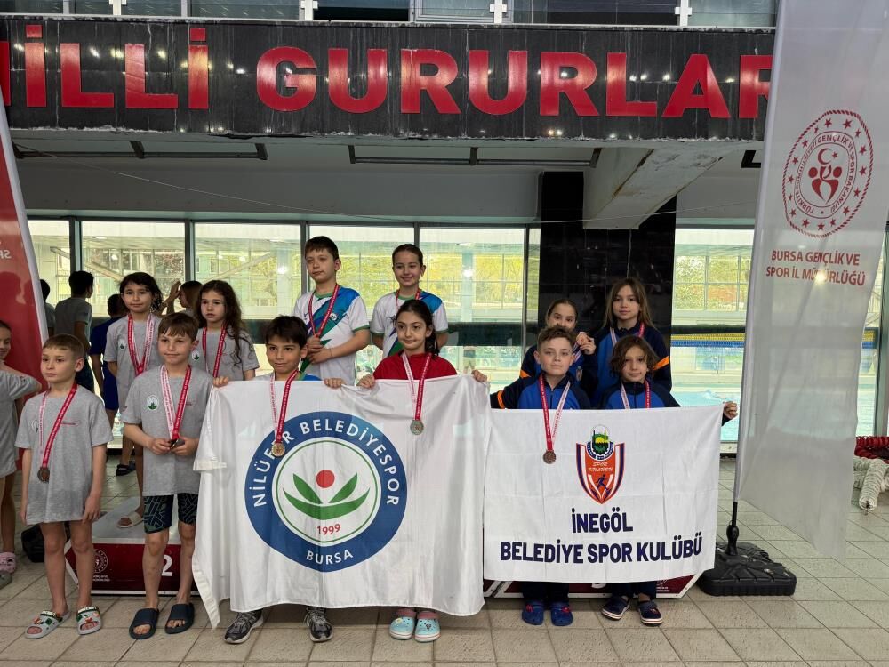 İnegöllü Minik Yüzücülerden Gururlandıran Büyük Başarı! (3)