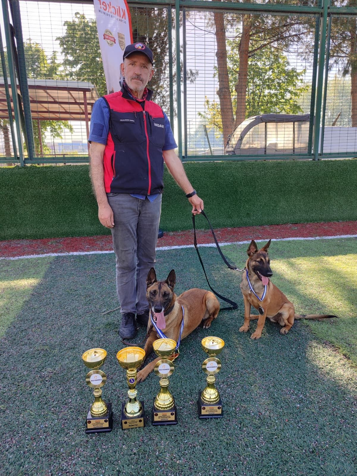 İnegöl’ün K9 Ekibi 7 Ödülle Döndü (2)