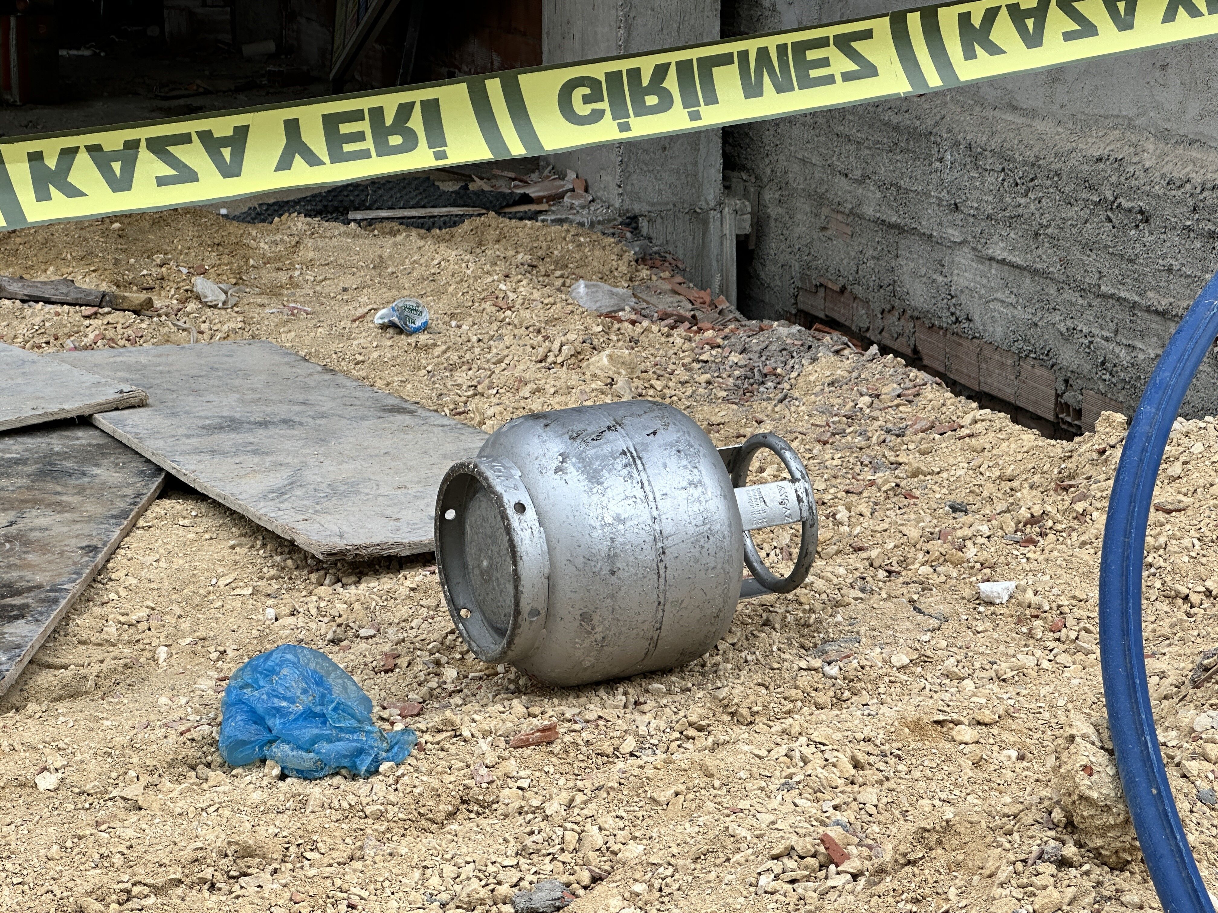 İnşaatta Kafasına Mutfak Tüpü Düşen Işçi Hayatını Kaybetti (3)