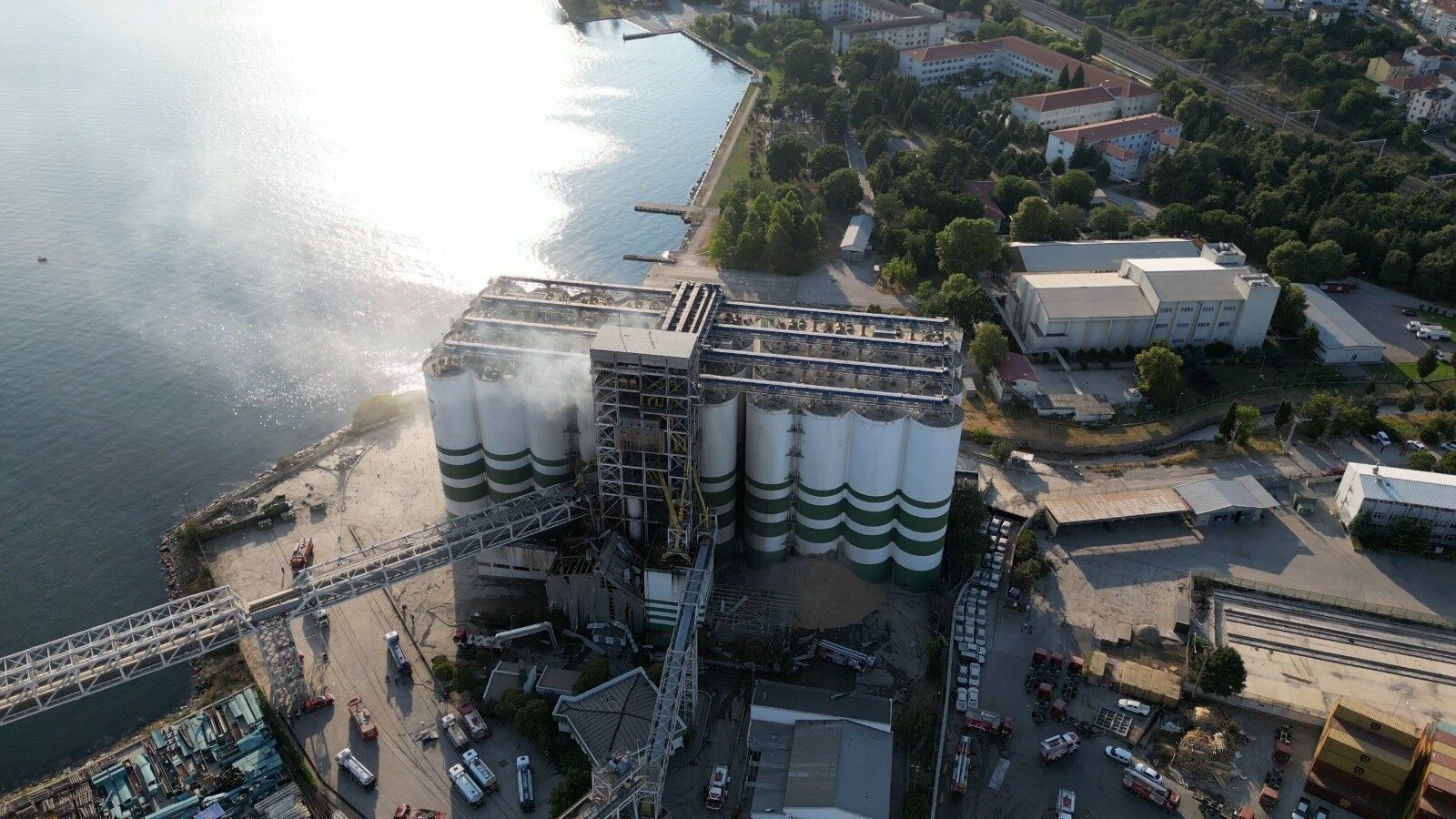 Kocaeli’de Tmo Silolarında Yaşanan Patlama Davasında Mahkeme, Sorumlulukların Yeniden Belirlenmesi Için Yeni Bilirkişi Raporu Alınmasına Karar Verdi (3)