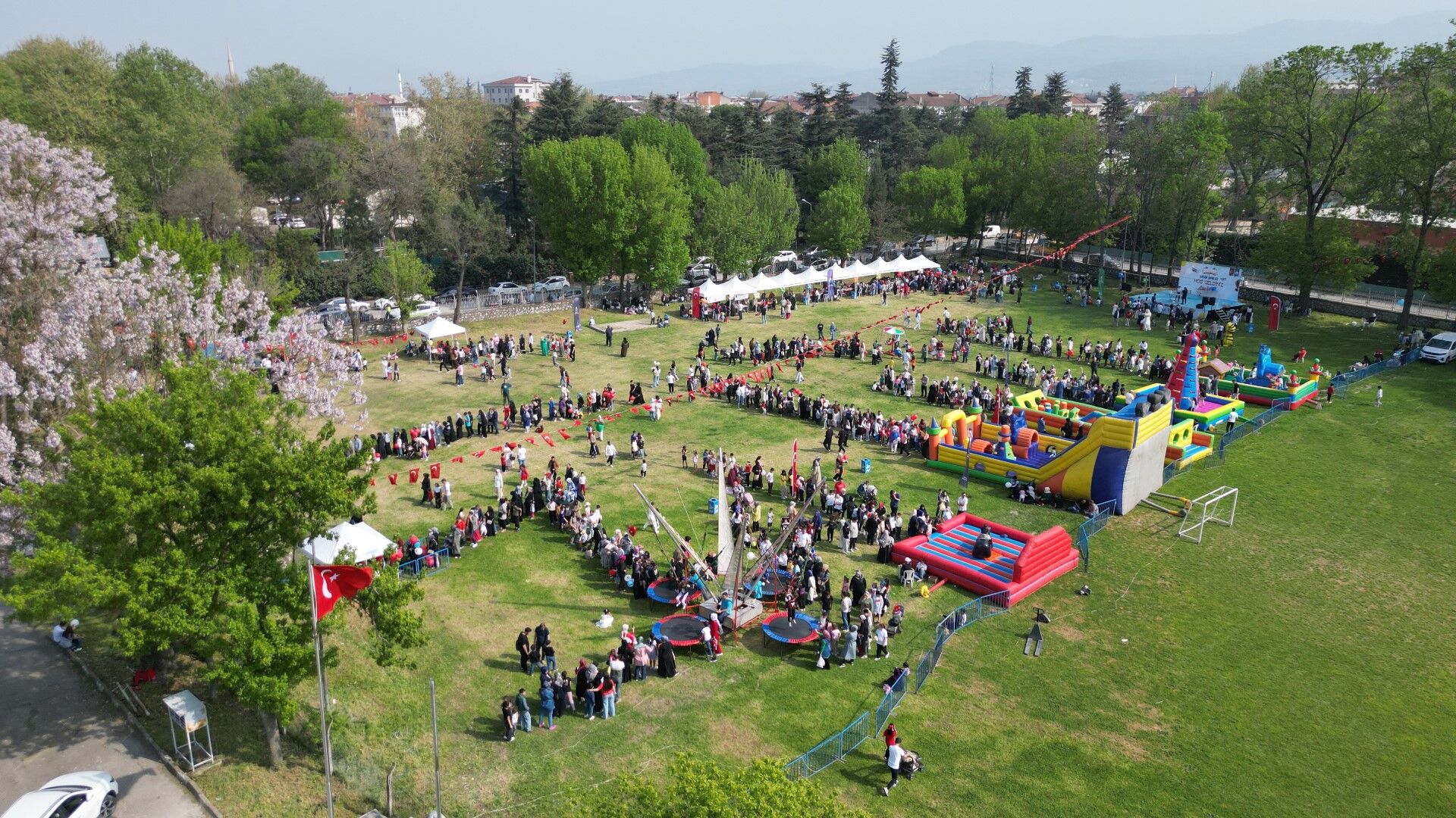 Küresel Mobi̇lya Trendleri̇ Ve İnegöl Ai̇le Şi̇rketleri̇ Gençgazete (4)