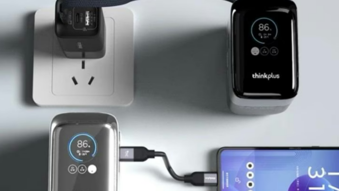 Lenovo’dan Şarj Devrimi Mi Geliyor Laptop Ve Telefonu Aynı Anda Işık Hızında Dolduran Powerbank Tanıtıldı! (1)-1