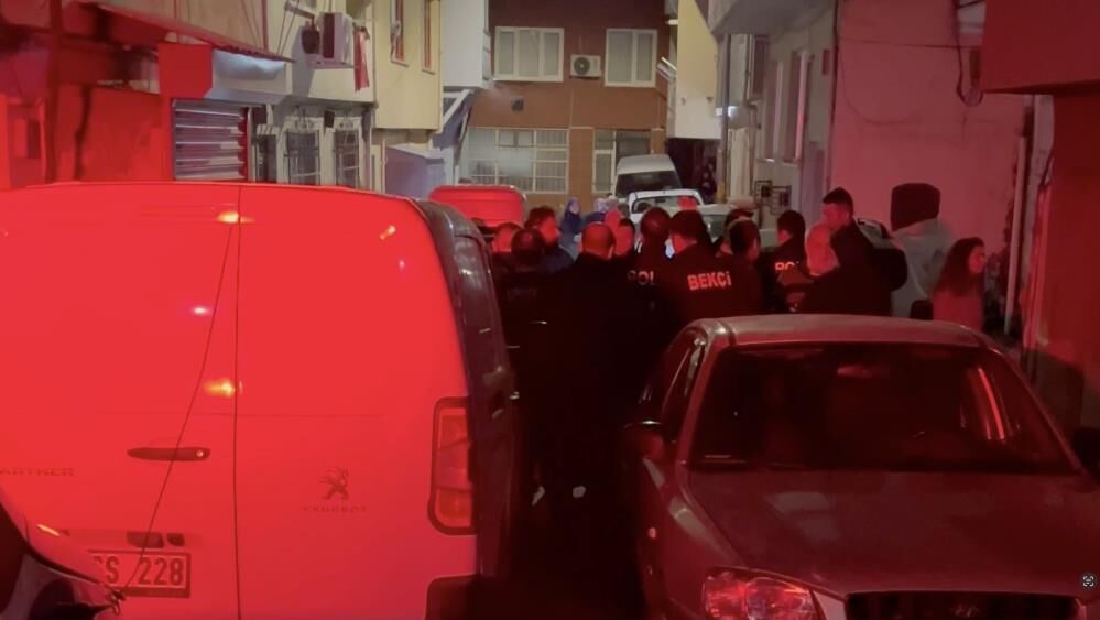 Mahalleliyi Gece Yarısı Ayağa Kaldırdı! (2)