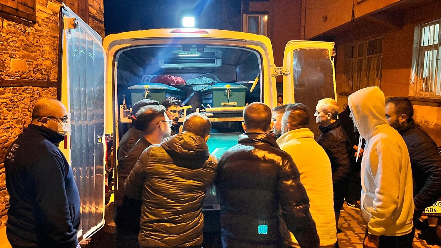 Manisa’da Bir Kişi Evinde Ölü Olarak Bulundu (4)