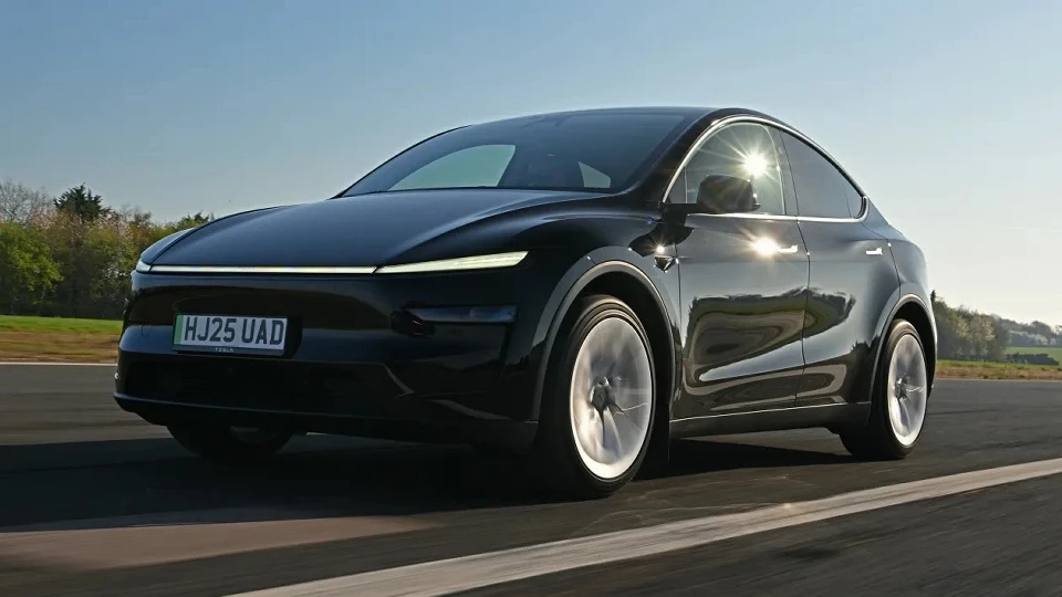 Nisan 2026 Tesla Fiyatları Açıklandı! Model Y Türkiye’de Kaç Tl Oldu (2)