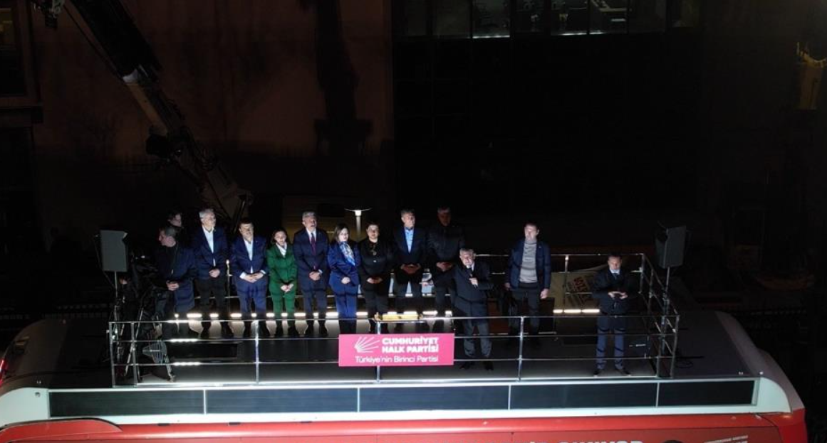 Özgür Özel’den Bursa’da Bozbey Çağrısı! (1)-1