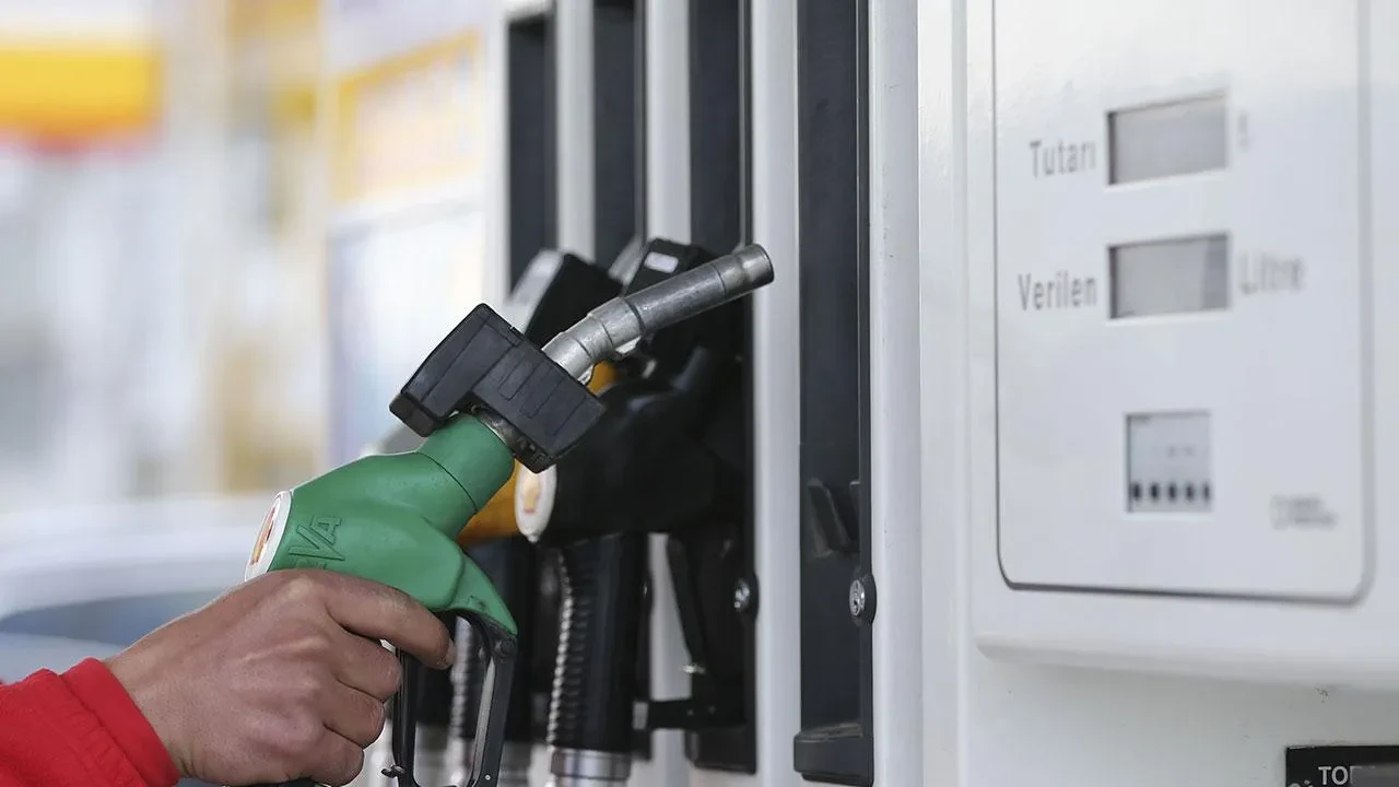 Petrol Dünyaya Kontak Kapattıracak! Akaryakıtta Durdurulamayan Yükseliş (1)-1