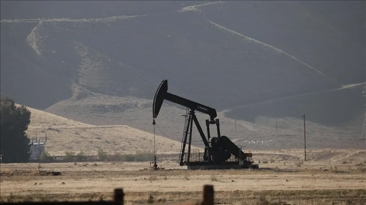 Petrol Dünyaya Kontak Kapattıracak! Akaryakıtta Durdurulamayan Yükseliş (5)