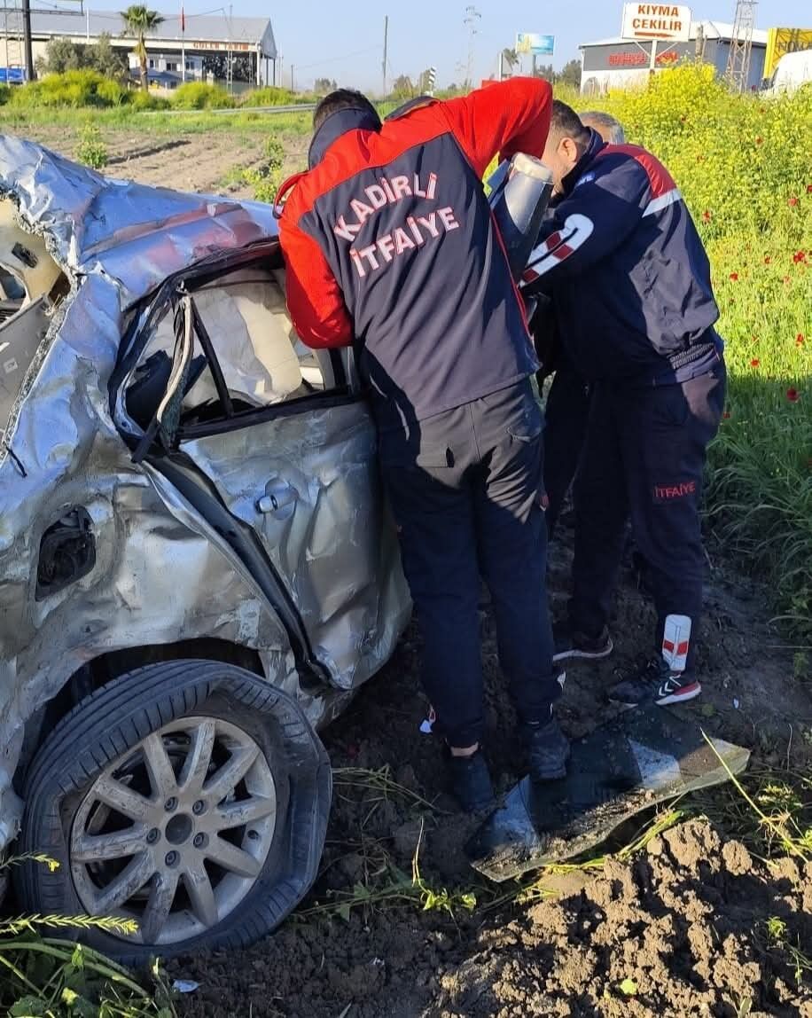 Sabah Mesaiye Giderken Kaza Yapan Genç Kadın Hayatını Kaybettı (3)