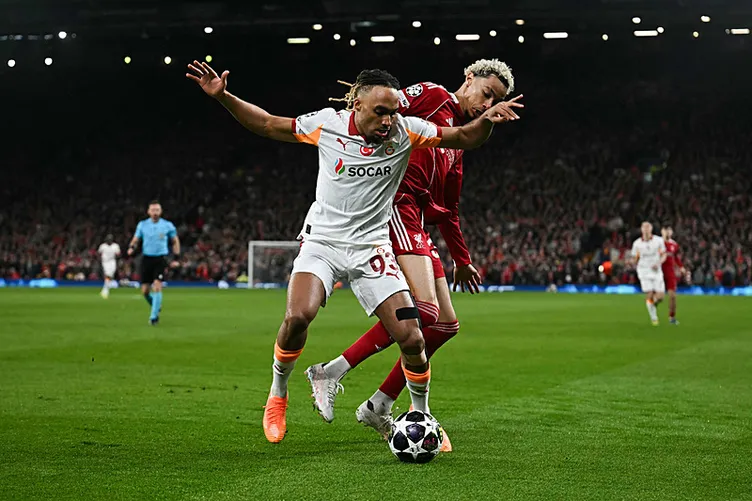 Sacha Boey Ile Ayrılık Kararı! İşte Yerine Gelecek Isim (3)