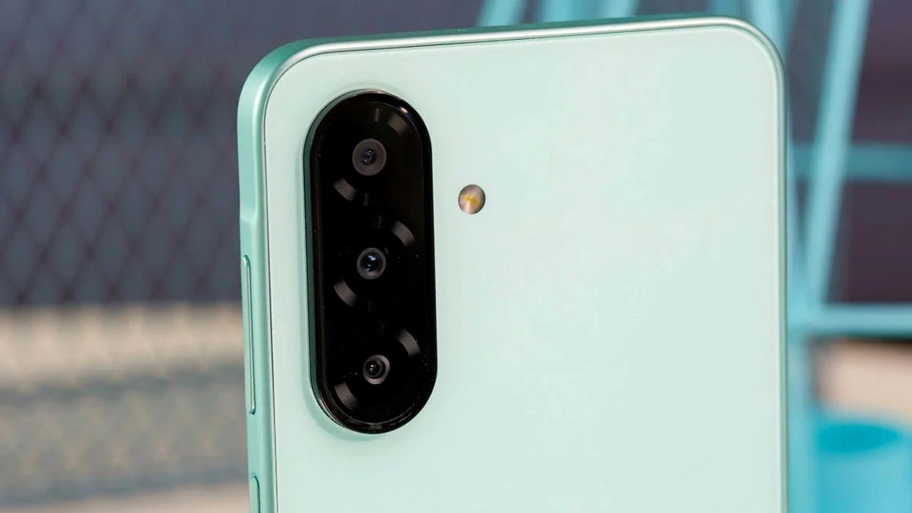 Samsung Galaxy A27 Ortaya Çıktı! (1)-1