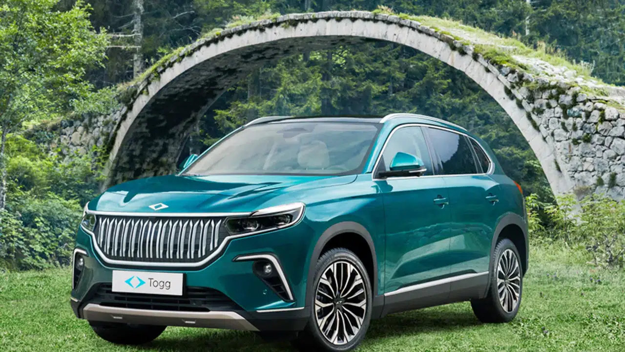 Togg T10X İçin Yeni Güncelleme Geldi Mi Donanım Ve Yazılım Değişiklikleri Araç Kullanımını Nasıl Etkileyecek (1)