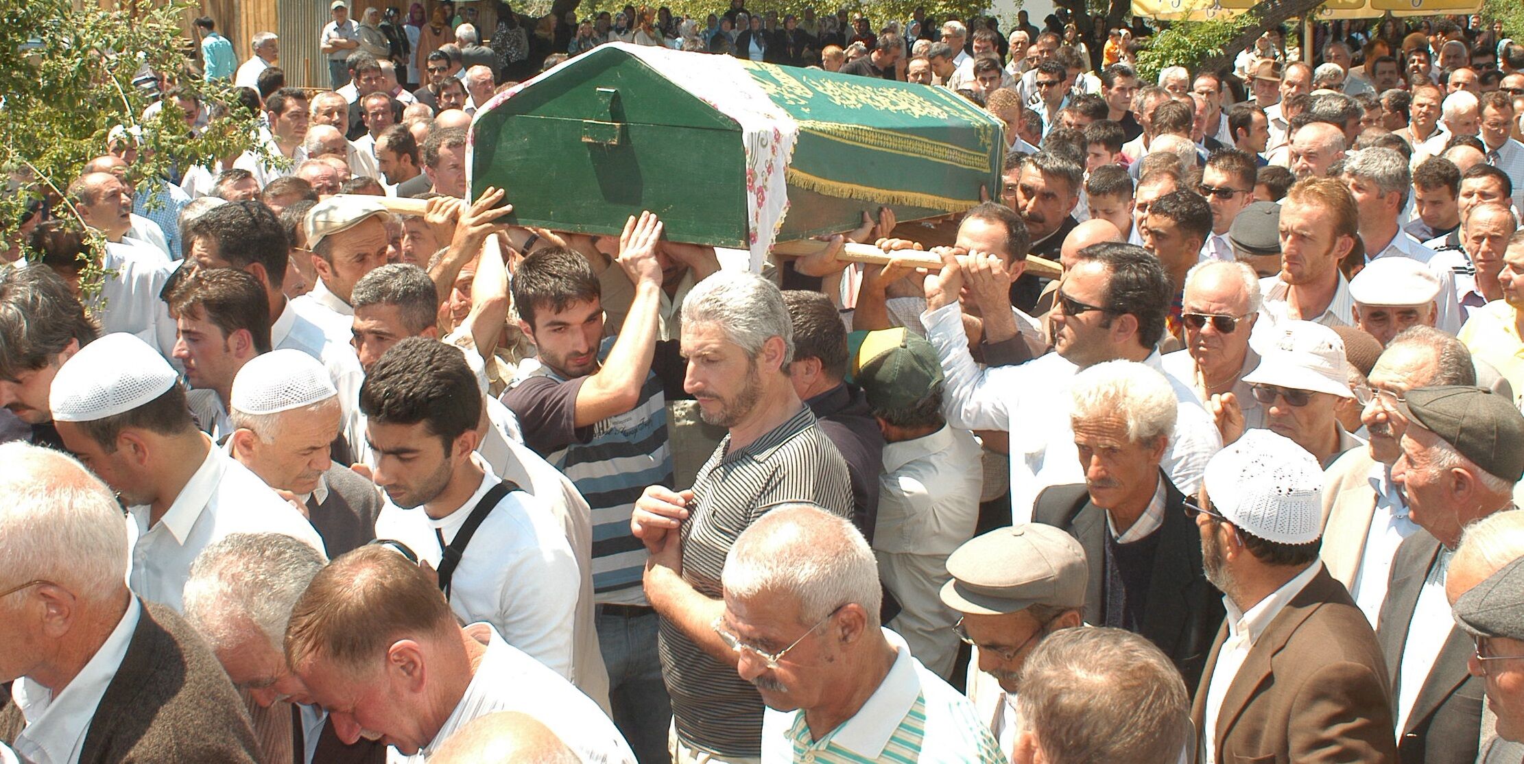 Vefat Edenler Cenaze Bilgileri Ölüm Haberleri Mezarlık Kabir Bilgileri Gencgazete (86) 27 Nisan 2026 Pazartesi