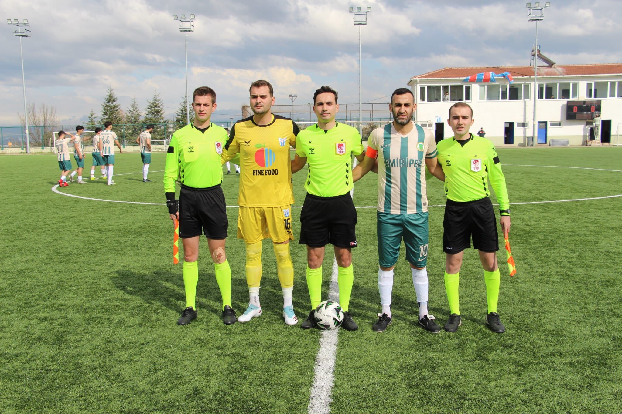 Yenicespor, Küçükbalıklı Başakspor Gençgazete (2)