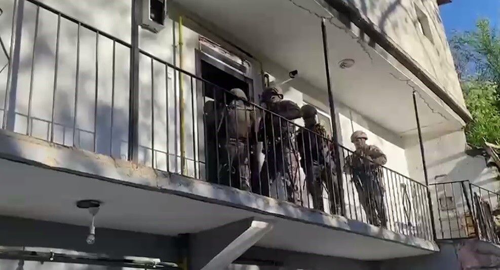 6 İlde Kara Para Operasyonu! Iban Hesaplarıyla Para Akladıkları İddia Edildi (2)