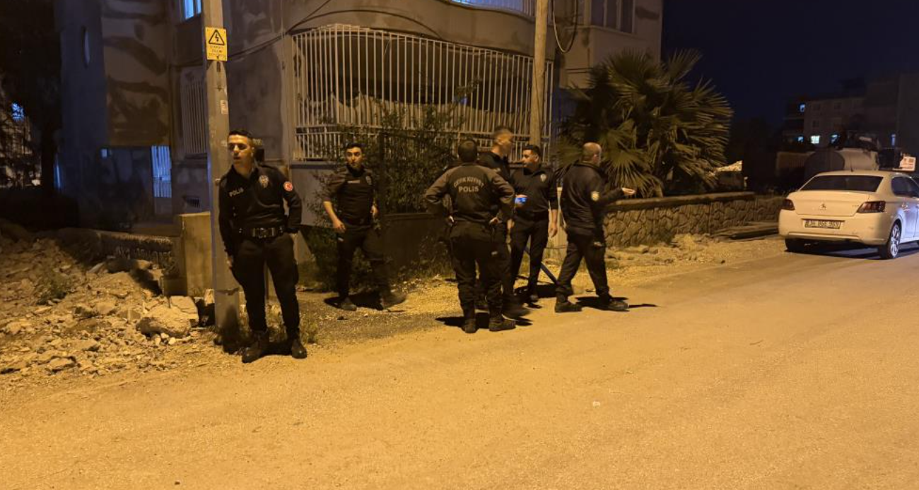 Adıyaman'da Ev Sahibi Ile Kiracı Arasında Bıçaklı, Sopalı, Taşlı Kavga (2)