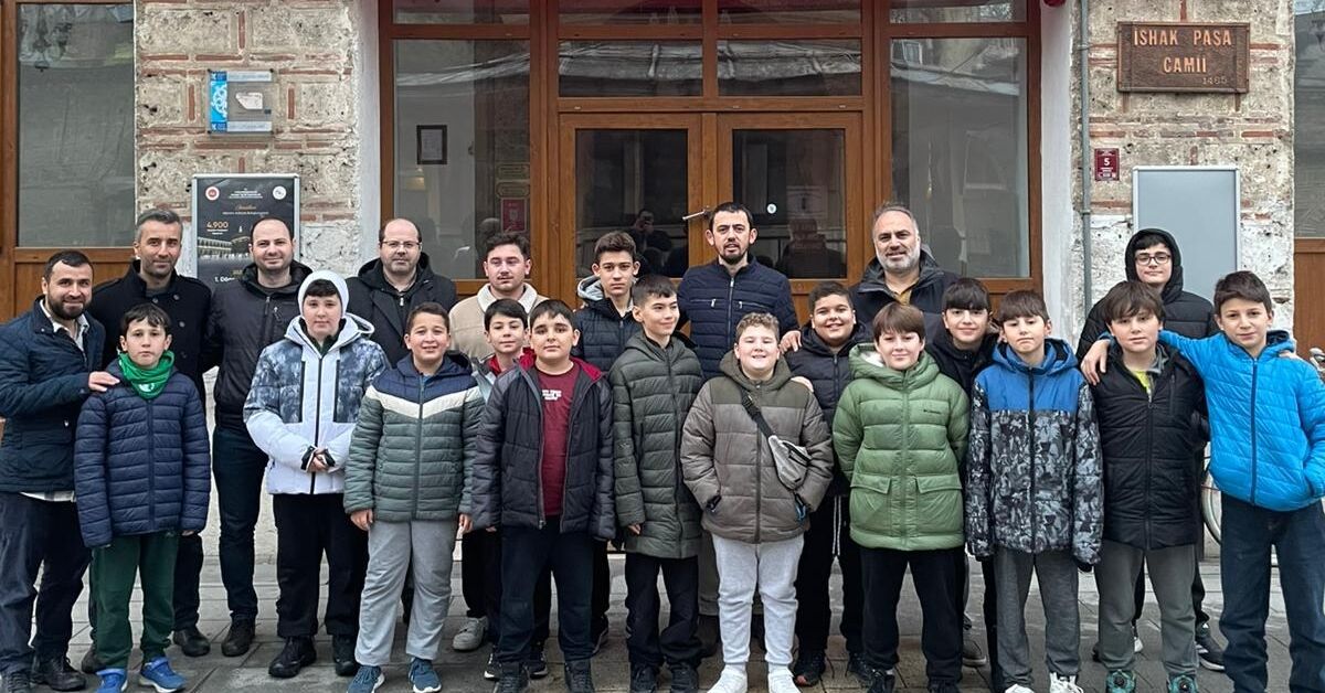 Agd İnegöl’den Gençlik Çalıştayı Açıklaması (1)