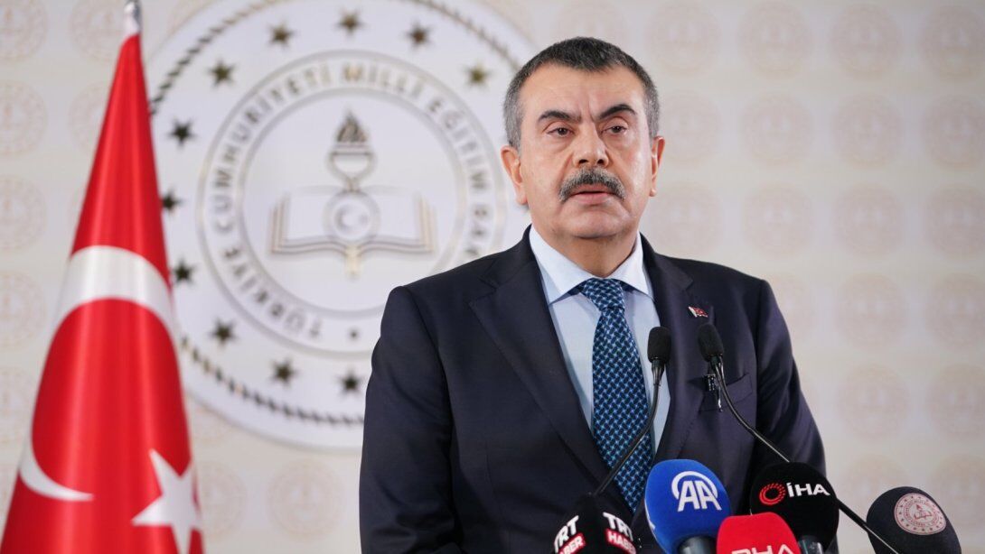Ara Tatil Ve Yaz Tatili İçin Öğrencileri Sevindirecek Açıklama! Bakan Yusuf Tekin Duyurdu-1