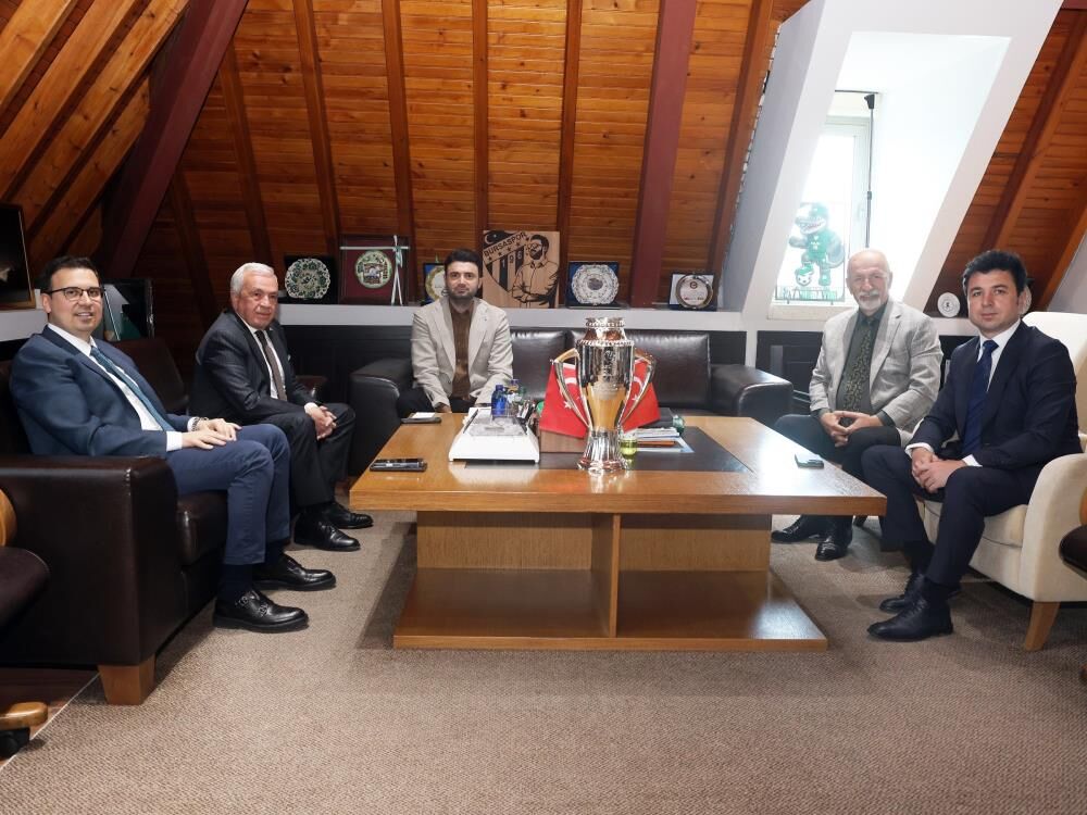 Başkan Şadi Özdemir’den Bursaspor’a Tebrik Ziyareti! (1)
