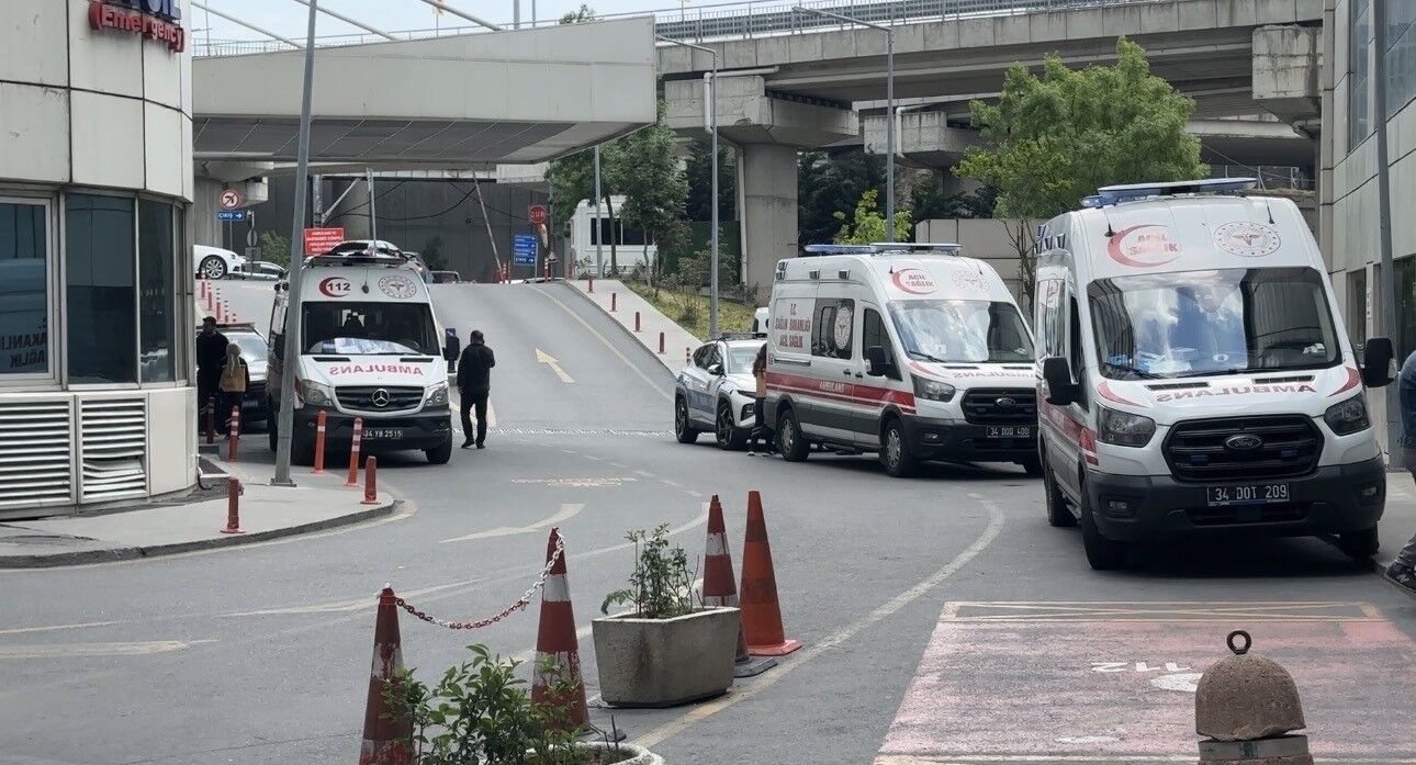 Bıçaklandı, Hastaneye Kaldırıldı! 10’Uncu Kattan Düşerek Can Verdi (4)