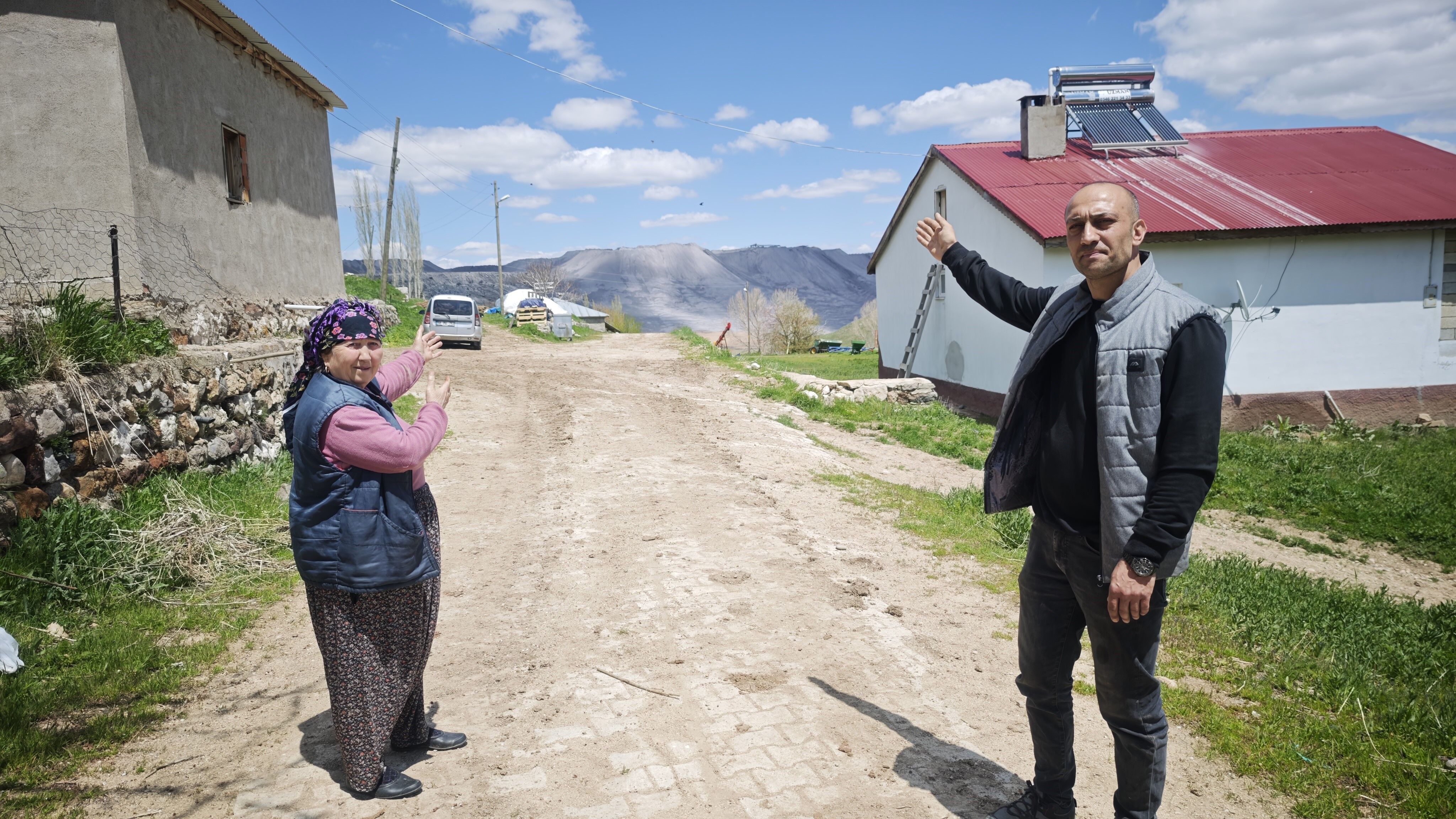 Bu Köyde Adeta Normal Ölüm Unutuldu (3)