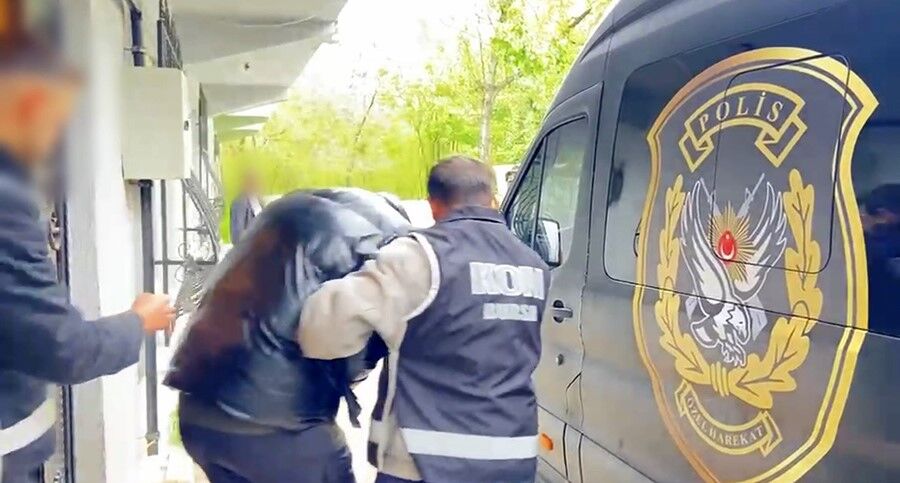 Bursa’da Çiftçileri Borç Batağına Sürükleyen Şebekeye Operasyon! (3)