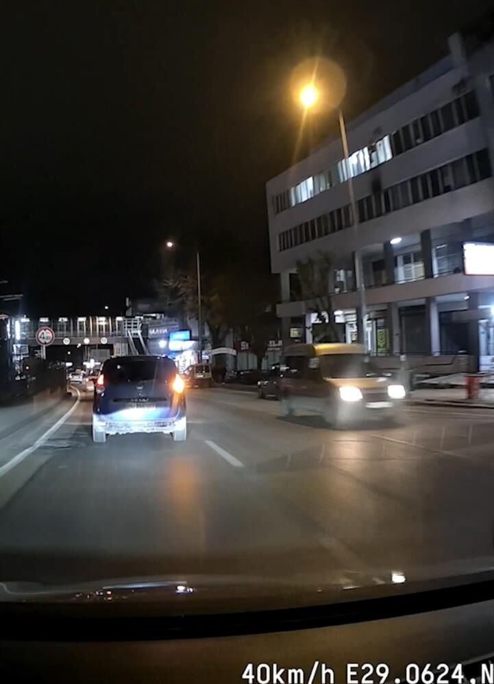 Bursa'da Kural Tanımaz Sürücü Kamerada! (2)
