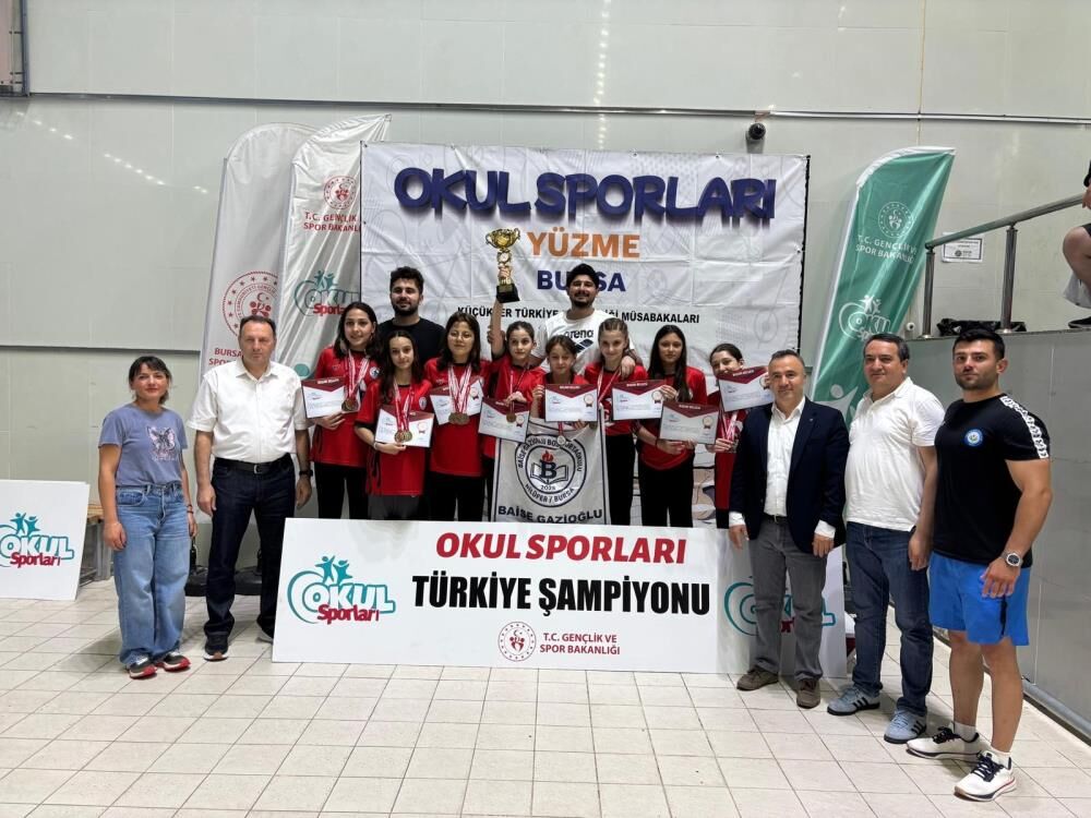 Bursa'da Ortaokul Öğrencilerinden Türkiye Şampiyonluğu! (1)
