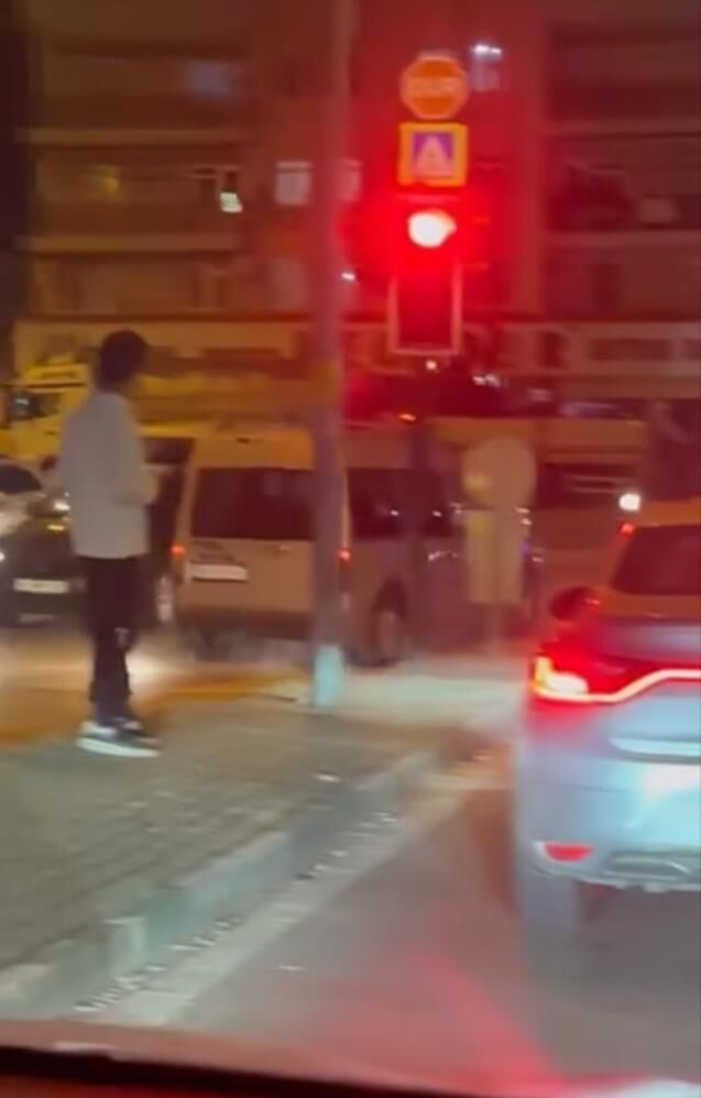 Bursa'da Pes Dedirten Görüntü! Ters Yönde İlerleyip Hayatları Hiçe Saydı (2)