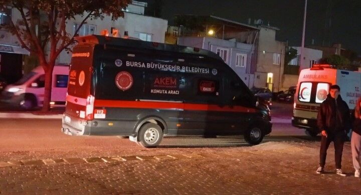 Bursa'da Sporcu Kamp Merkezinde Çıkan Yangın Söndürüldü (2)