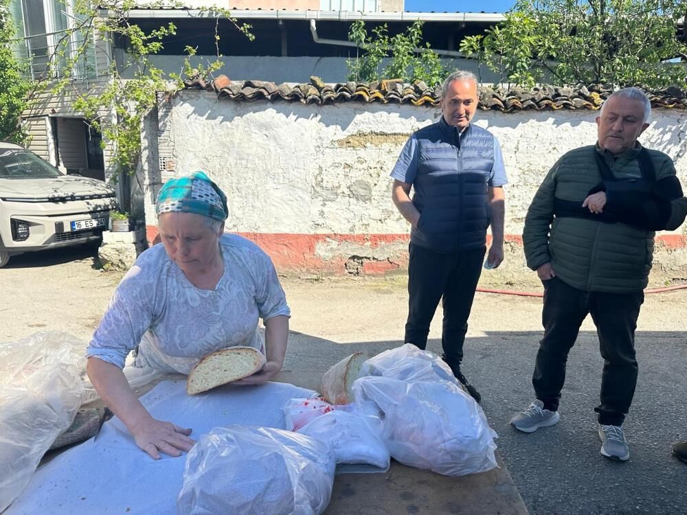 Bursa’da Taş Fırından Başarı Hikayesi! Ekşi Mayalı Ekmekle Fırınlara Meydan Okuyor (1)