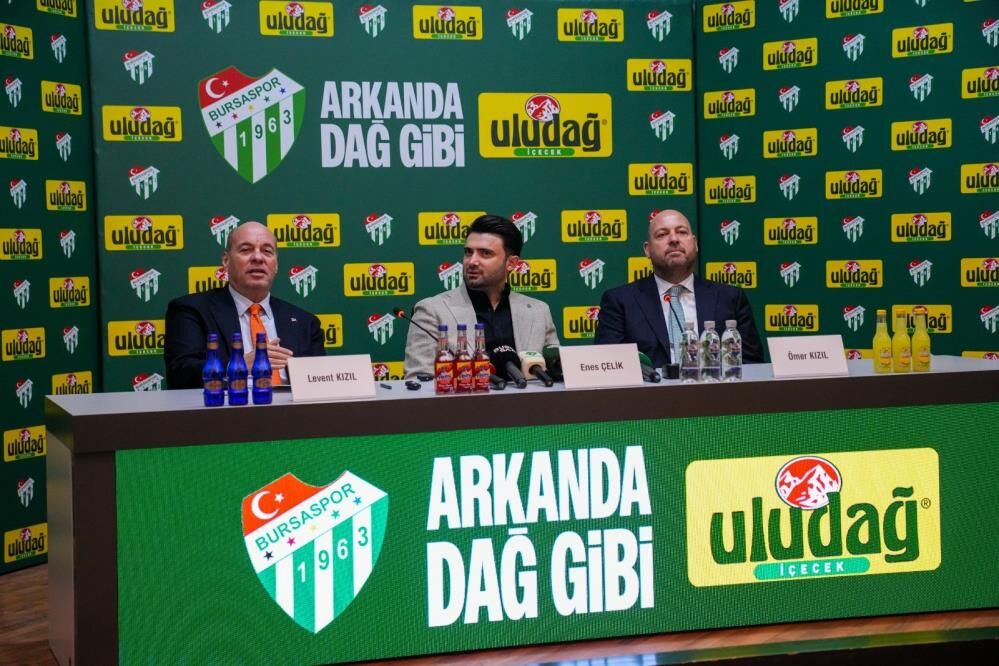Bursaspor’a Dev Destek! Uludağ İçecek Sponsorluk Anlaşmasını Yeniledi (1)-1
