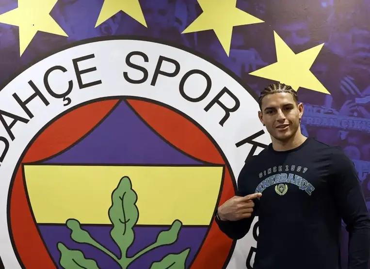 Fenerbahçe’nin En Pahalı Stoperi Geri Geliyor! İtalya’dan Beklenmedik Karar (3)