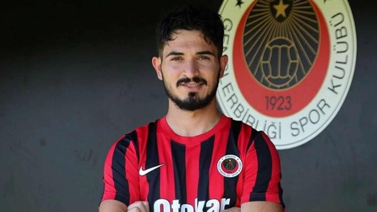 Fıratcan Üzüm, Trabzonspor Taraftarından Özür Diledi… (2)