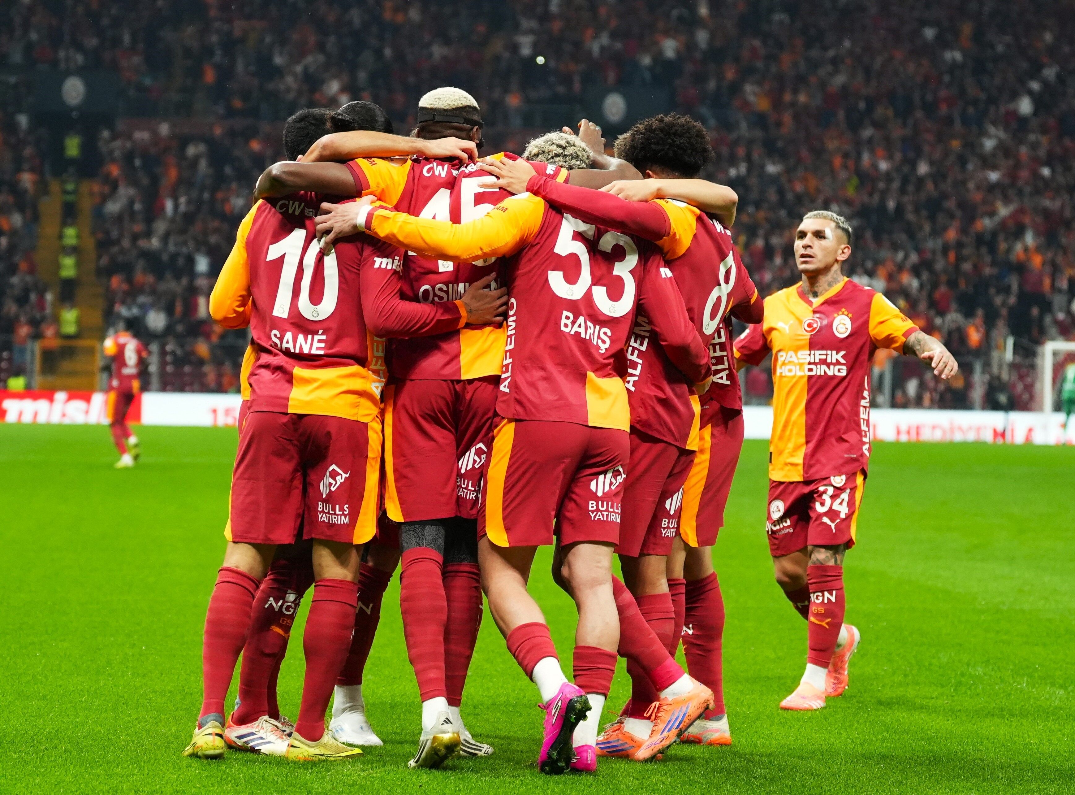 Galatasaray, Antalyaspor Maçında Şampiyonluk İçin Sahaya Çıkacak (4)