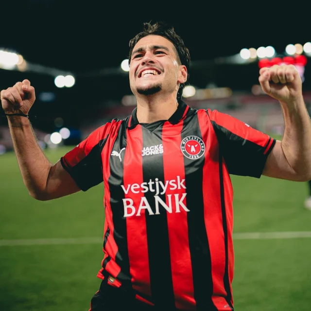 Galatasaray Milli Futbolcuyu Transfer Ediyor (1)
