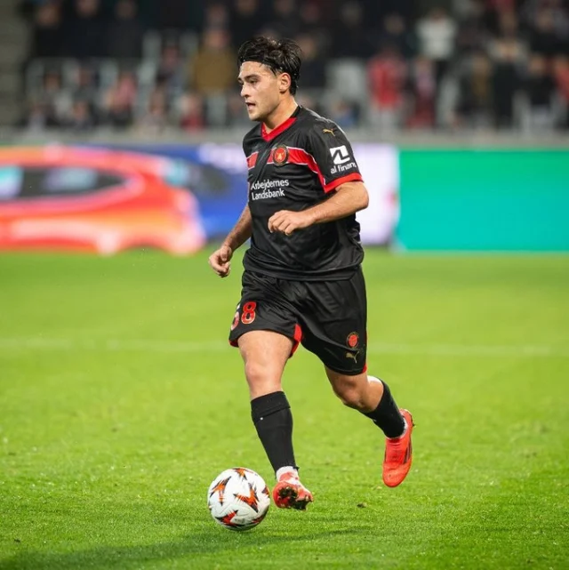 Galatasaray Milli Futbolcuyu Transfer Ediyor (2)