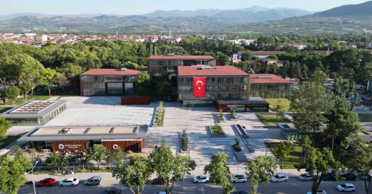 İnegöl Belediyesi Vezneleri Bayram Tatilinde Açık Olacak (1)
