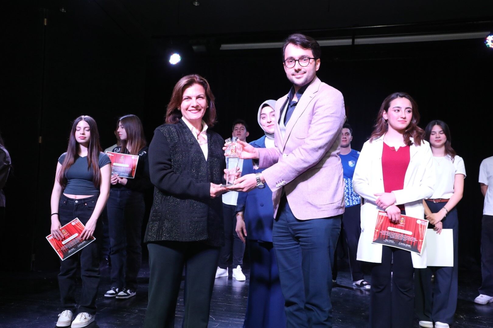 İnegöl’de 8. Genç Suare Tiyatro Festivali Başladı (8)