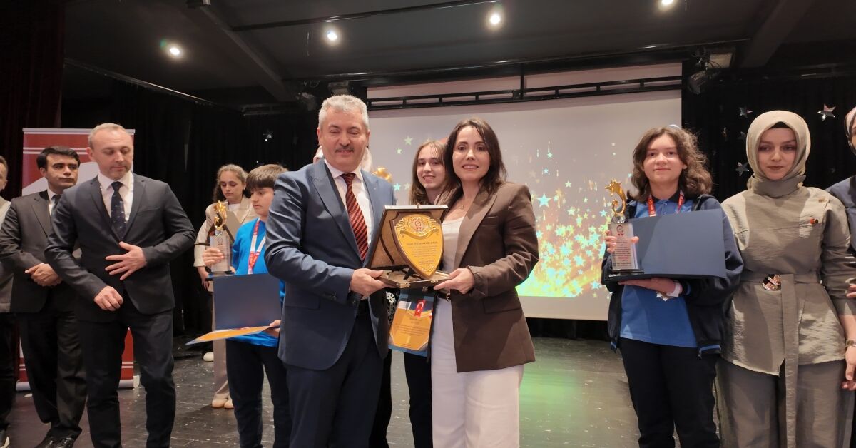 İnegöl’de İnemat 2026 Ödül Töreni Düzenlendi! Şampiyon Bu Sene De Değişmedi! (18)