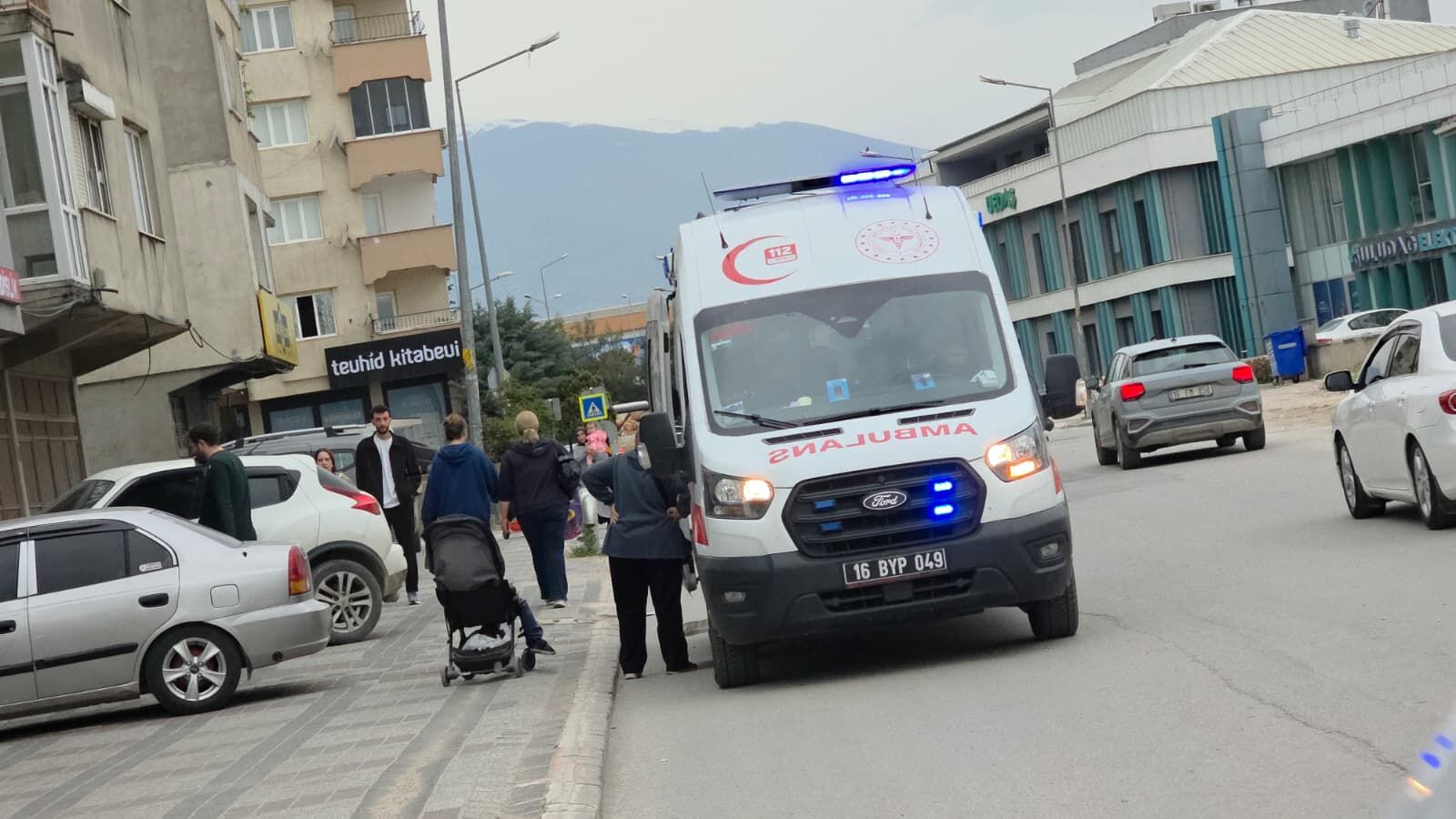 İnegöl’de Kadına Çarpan Sürücü Kaçtı!-2